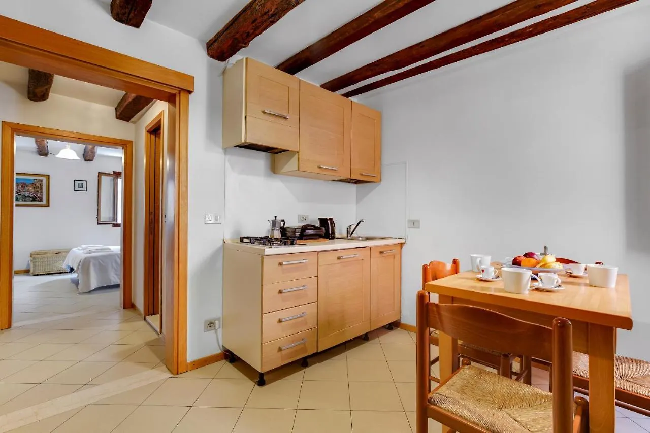 B&B Giardini Venezia 2*,  Italia