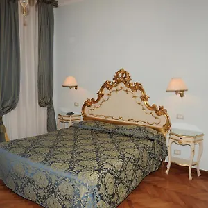 Bed & Breakfast Alloggi Santa Sofia, Venetië